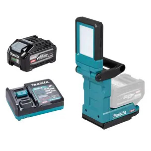 Makita ML013G 40V Max XGT Cordless Magnetic Light Kit - 4.0ah High Output Battery & Charger