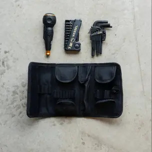Vessel 148533 Limited Edition USB Ball Grip Screwdriver Gold Kit