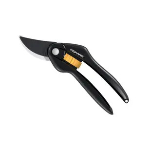 Fiskars 111260 P26 SingleStep Bypass Pruner