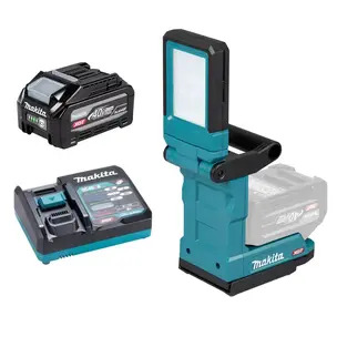 Makita ML013G 40V Max XGT Cordless Magnetic Light Kit - 4.0ah High Output Battery & Charger