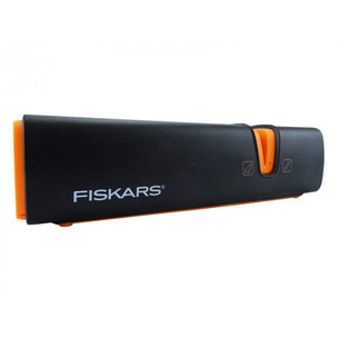 Fiskars 120740 XSharp Axe and Knife Sharpener 