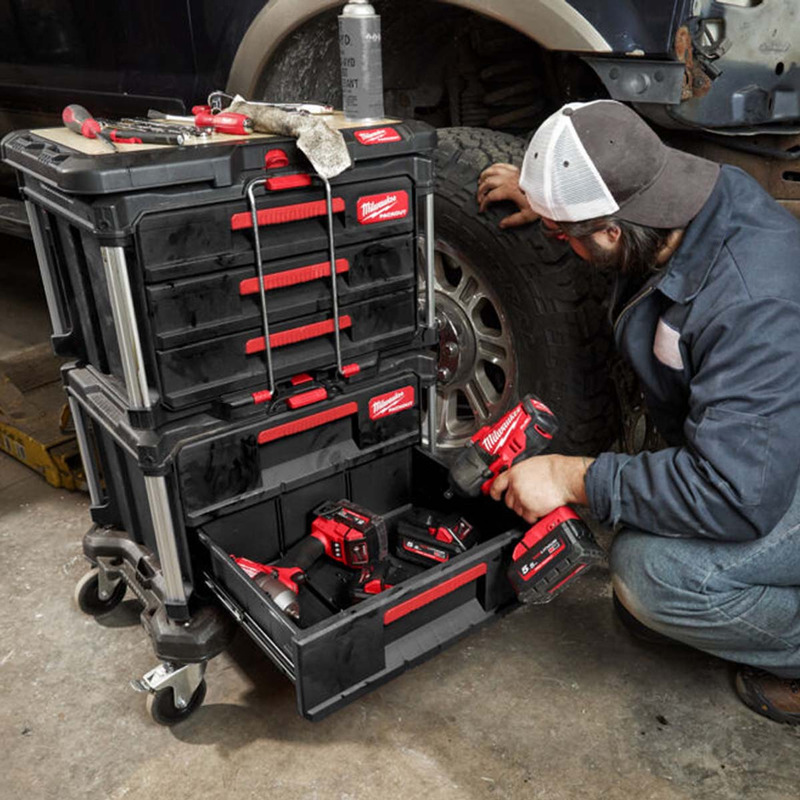 Milwaukee Packout Rolling Drawer Bundle