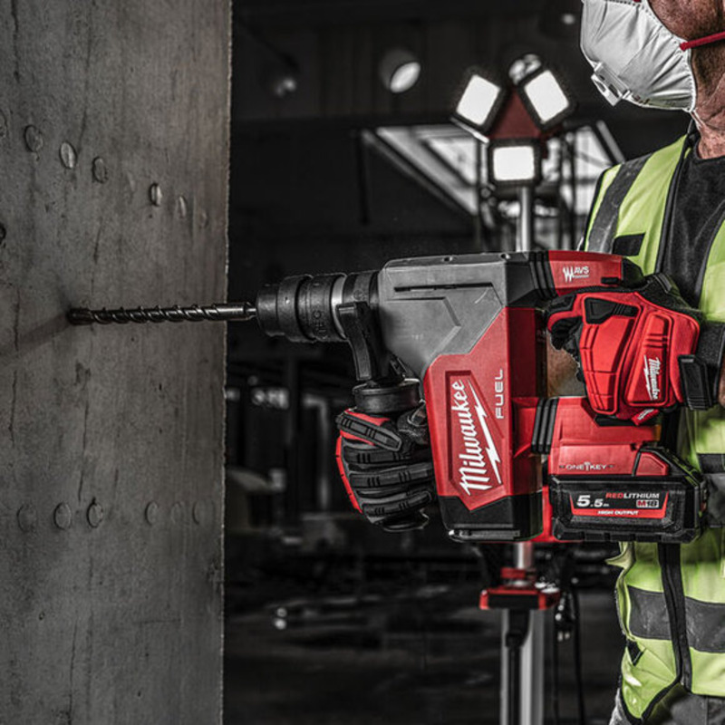 Milwaukee M18ONEFHPX-0X FUEL SDS+ 32 mm Hammer Drill With Case