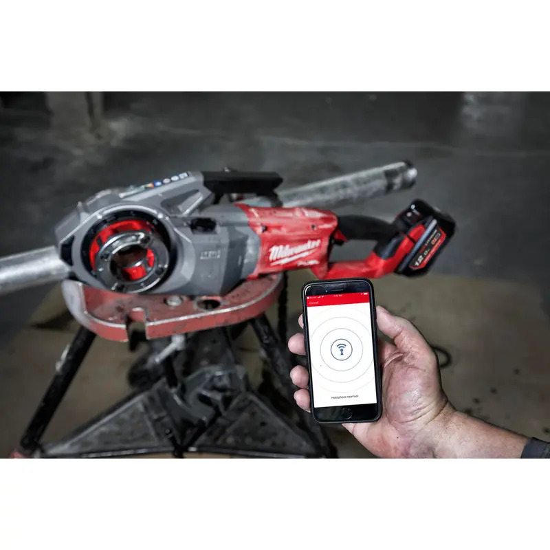 Milwaukee M18FPT2-0C 18v Fuel Pipe Threader 2" With One-Key Naked in Case 