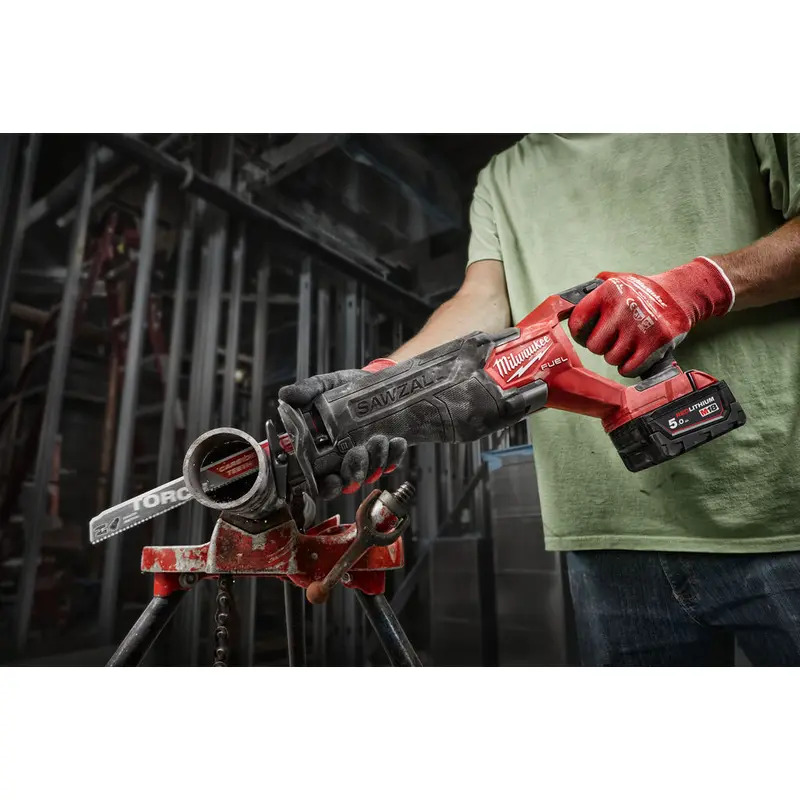 Milwaukee M18FSZ-0 18v Fuel Sawzall Naked