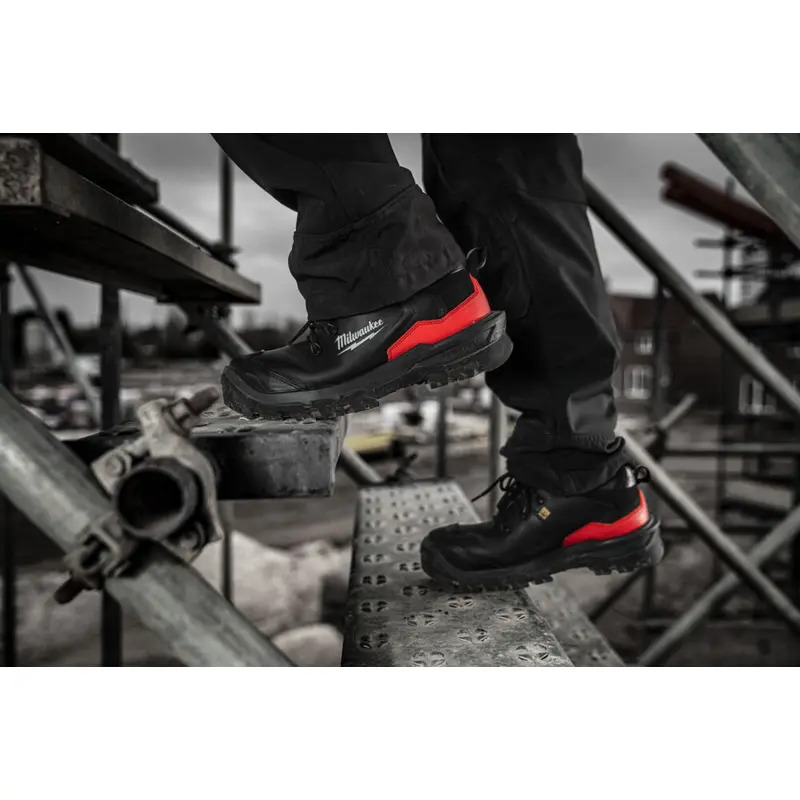 Milwaukee Armourtred AMT S3S Safety Trainers Black